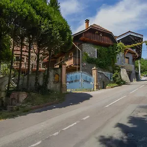 studio-lit-queen-size-netflix-et-wifi-parking.hotels-rhonealpes.com/